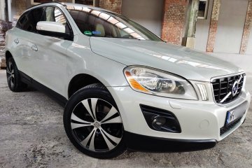 Volvo XC60 3.0 T6 304KM 4x4 AWD Automat Skora Xenony CzujnikiPrzod/ty