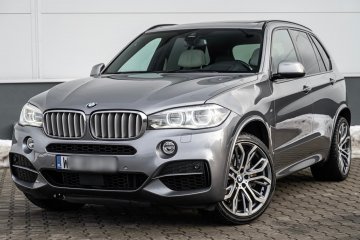 BMW X5 M50d 381KM HeadUp Dociągi MPakiet Panorama HarmanKardon Kamera