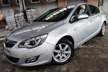Opel Astra 1.6LPG Automat Xenony 2xCzujniki GrzaneFotele NiskiPrzebie