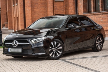 Mercedes A180 Sedan 2020 Skóra Kamera Automat SalonPL Serwis tylko ASO