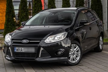 Ford Focus 2.0TDCI Automat Ledy 2xCzujniki Grzane fotele Nawigacja Hak