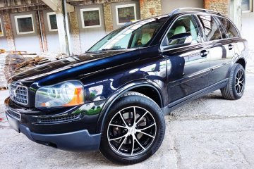 Volvo XC90 2010 Lift 2.4d5 185KM 7-osobowy 4x4 Bezwypadkowy 2kpl kół