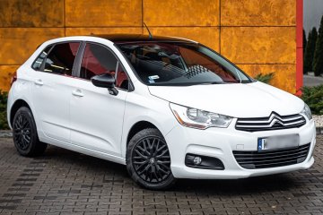 Citroen C4 1.6 e-HDI 116KM 2015 Automat Łopatki Czarny dach i lusterk